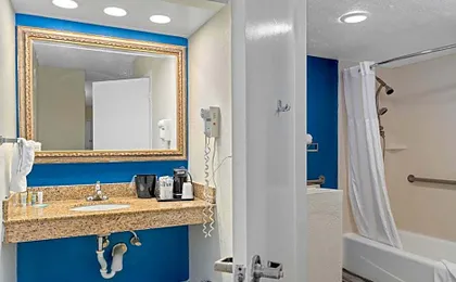 Baymont by Wyndham Orlando East