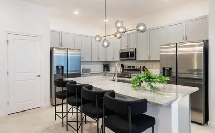 Themed 10bd Family Home w/ Private Pool & Game Room