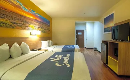 Days Inn & Suites by Wyndham Houston North/Aldine