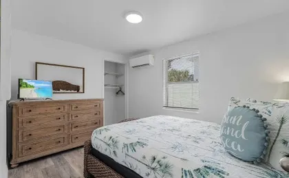412/815 Tropical Tide Duplex: 4Bd, Walk To Times Square! 4 Bedroom Home