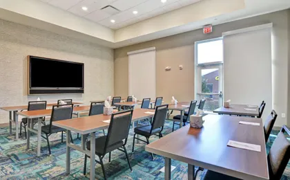 Home2 Suites by Hilton Charlotte Piper Glen