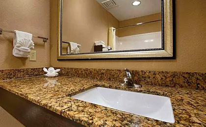 Best Western Inn & Suites - Lake Charles