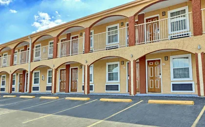 Econo Lodge Austin South