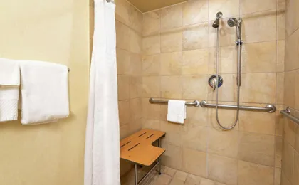 Doubletree by Hilton Grand Rapids Airport
