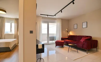 Noir Design Apartment