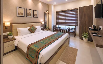 Hotel Aadesh Palace