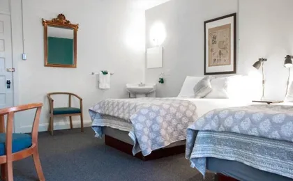 11th Avenue Hotel And Hostel