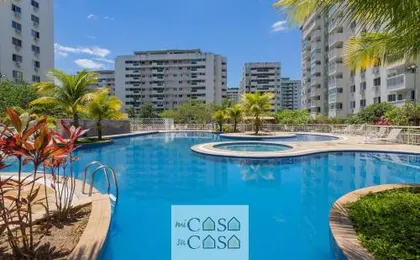 2 Quartos com Varanda a 300m RioCentro Wi-Fi 120mbps e Cozinha Completa - Condomínio com Piscina, Estacionamento, Portaria 24h e Parquinho Infantil - Apartamento indicado para Grupos, Hóspedes a Traba