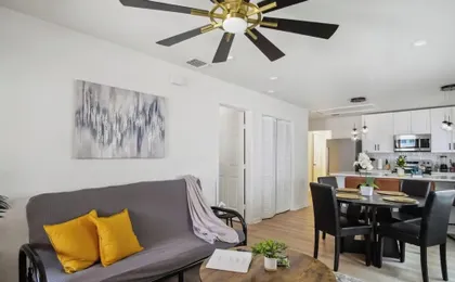 Your Amazing 3br/2ba Downtown Delight!