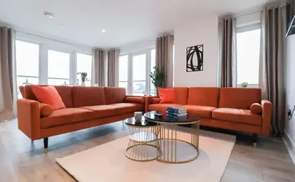 Stunning Riverside Apartment