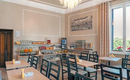 Lilium Hotel