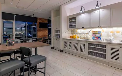 Hyatt Place Marlborough-Apex Center
