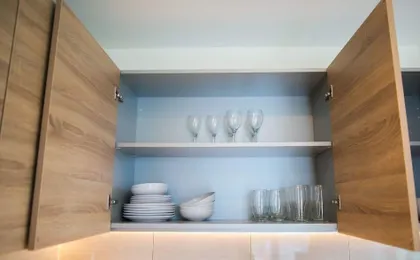 Thames View 2 Bed Apartment with Balcony