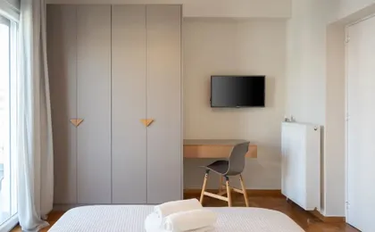 Classy Apartment in Koukaki, Walk to Metro & Acropolis