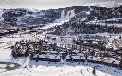 1687 Lakeside Getaway at Deer Valley! Free Deer Valley Skier Shuttle! by SkyRun Park City