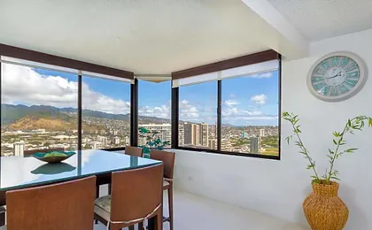 2 Bedroom Penthouse w/Ocean Views