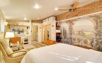 Close to Midtown! Cozy Reno 'river Cottage'