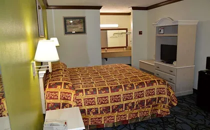 Economy Inn Cuyahoga Falls