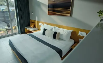 Frame Hotel - SoCo