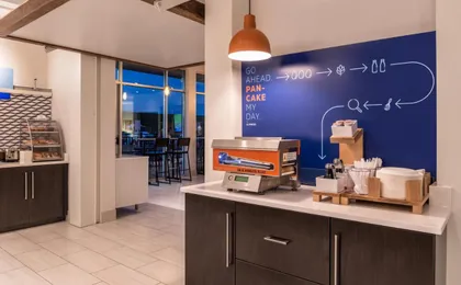 Holiday Inn Express & Suites Farmville