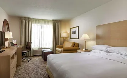 DoubleTree By Hilton Portland Tigard