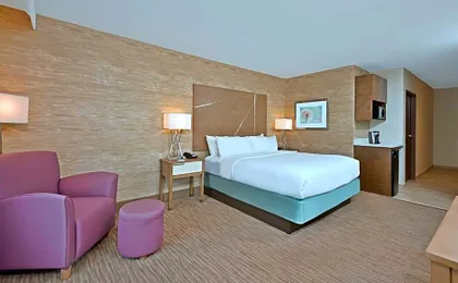 Holiday Inn Express & Suites Harrisburg S - New Cumberland By IHG