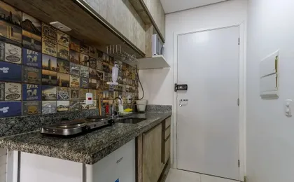 Studio c Piscina e Academia a 600m do Metr