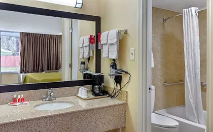 Econo Lodge Roanoke Civic Center