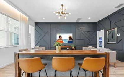 Big Family Home! Game Room Sleeps 26!