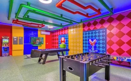 Upstay Epic 15br Mansion for Big Groups Near Parks