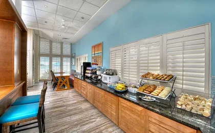 Bahama House - Daytona Beach Shores