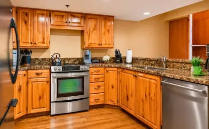 Private 3-Bedroom Townhome w/ Hot Tub | CCT-2180 by KBM