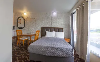 Sonrise Inn Lincoln Hwy By OYO