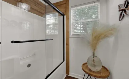 Poplar Place Main House With Hot Tub-1 mi to Main St