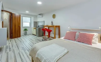 Apartments Small Sweet & Cosy