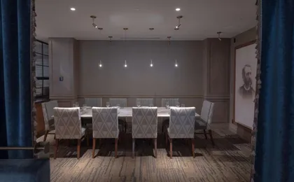 Hotel Fort Des Moines, Curio Collection by Hilton