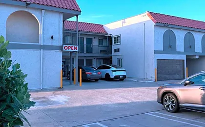 BELL RESORT MOTEL