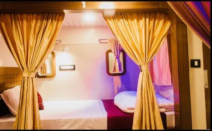 Qubestay Airport Capsule Hotel & Hostel