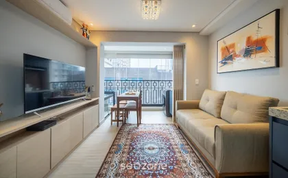 Apt in a Build. w/ a Rooftop Pool, Just 350m From the Metro - Ipis
