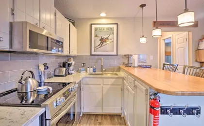 Walk to Lifts: Main Street Breck Condo w/ Mtn View