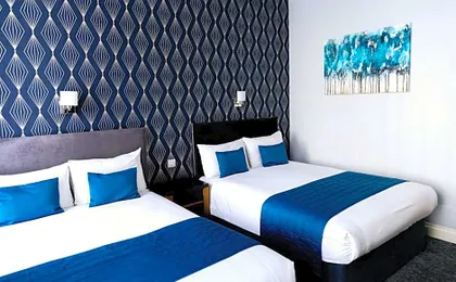 George Hotel