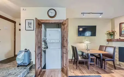 Only Minutes From Skiing, Shopping & Fun - Come Relax