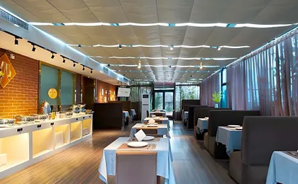 Chengdu Theme Hotel