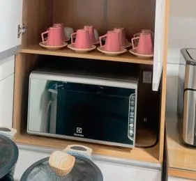 Apartamento de 3 quartos, no Condomínio Taperapuan Duplex, há 400m da praia, localizado próximo da barraca axé mói, boa beach e etc