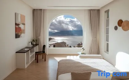 Dali Moon Bay Villa · Lanyue Design Light Luxury Resort (Erhai Airport Branch)