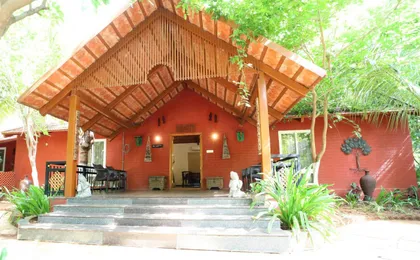 Brown Town Resort & SPA