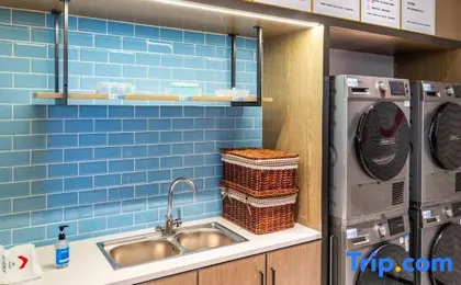 Echarm Hotel (Guangzhou Jiangnan West Shi'er Gong Subway Station)