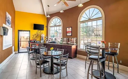 Econo Lodge Acworth East