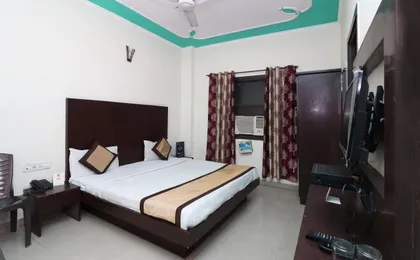 Hotell Aura Palace Deluxe