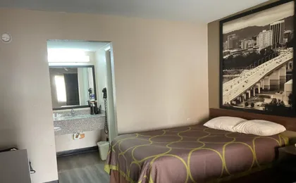 Super 8 by Wyndham Chattanooga/East Ridge